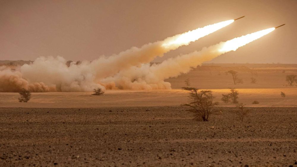 ��� ����������� 16 �������� HIMARS � ����������� � ���������� ��������