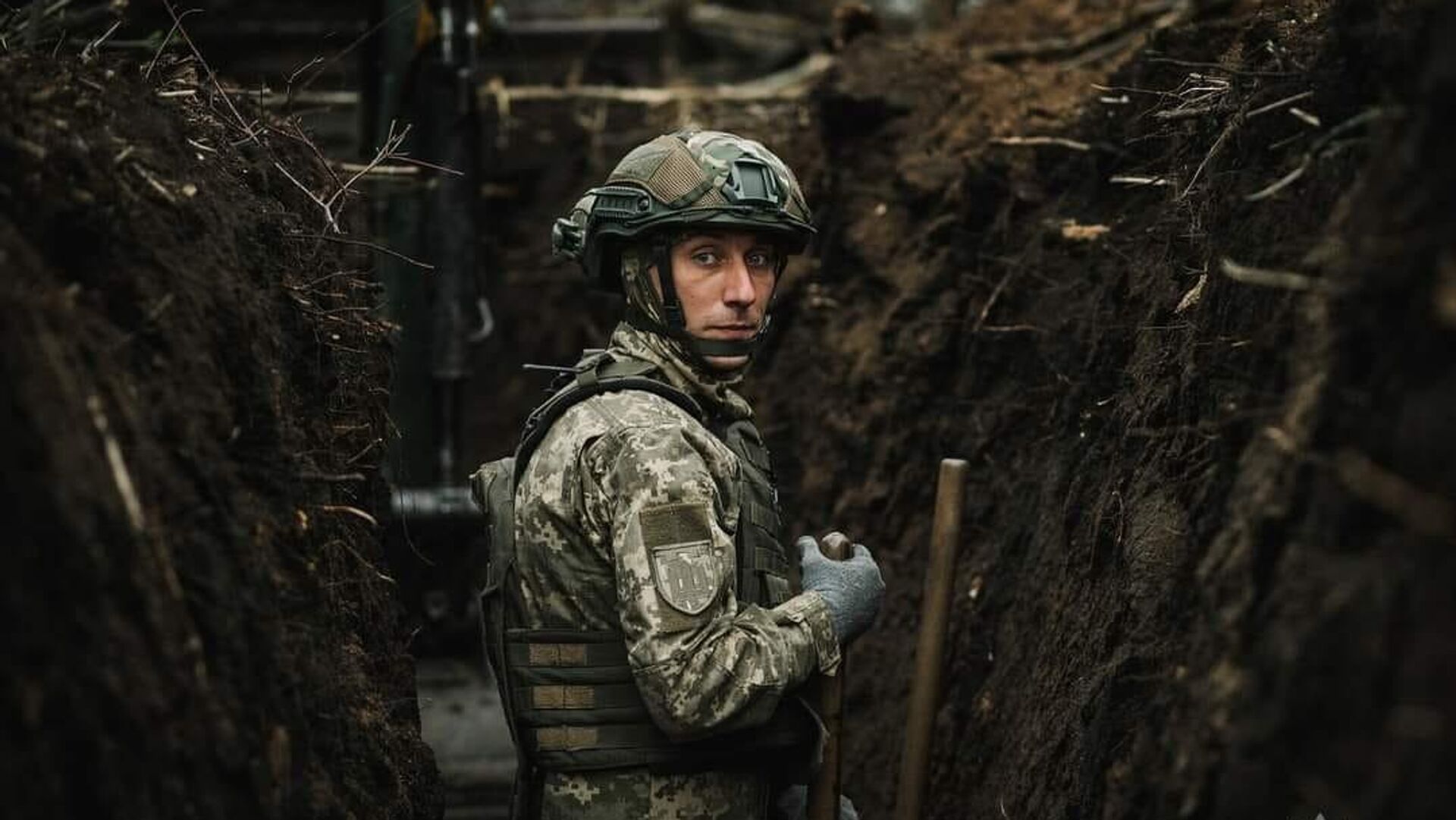 ВСУ "роют норы" в Торецком, на Украине уже не будет добровольной мобилизации. Главное к этому часу