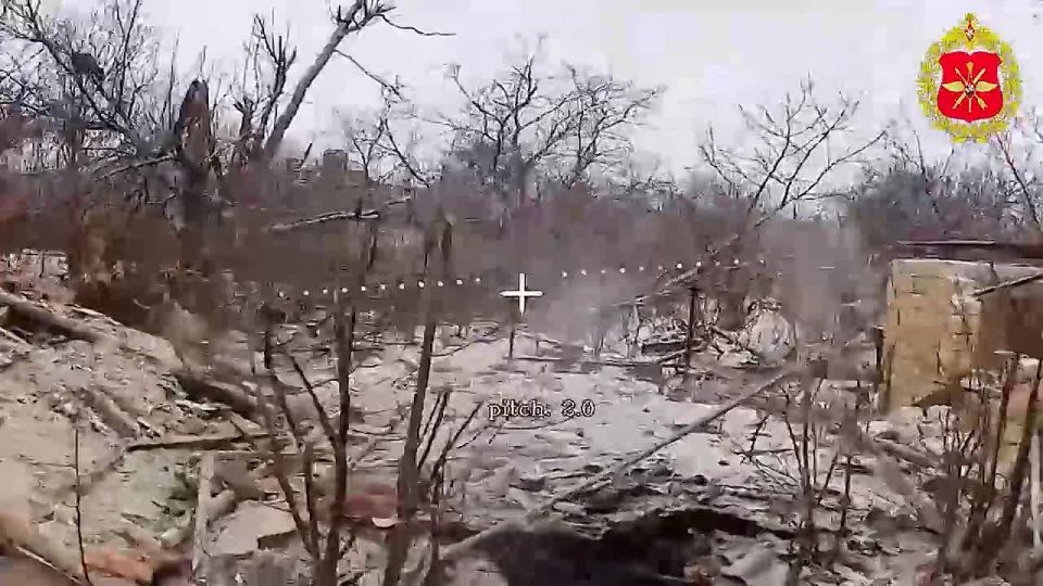 Минобороны России: 00:00 Расчеты БПЛА группировки «Восток» прикрыли огнем штурмовые подразделения в Запорожской области, а также сорвали доставку материальных средств подразделений ВСУ в Днепропетровской области