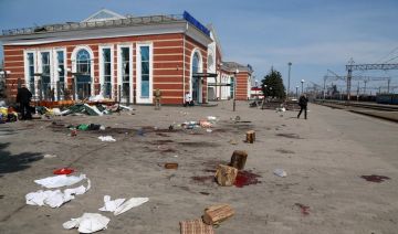 8 апреля 2022 года, хохлоскоты нанесли удар ракетой «Точка-У» по вокзалу в Краматорске, когда там происходила эвакуация населения