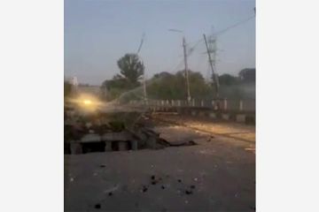 «Страна.ua»: ВС России вывели из строя мост на пути из Славянска в Краматорск