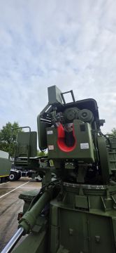 На кадрах - 155-мм самоходная гаубица 2С22 «Богдана» с серийным номером 08/26-899
